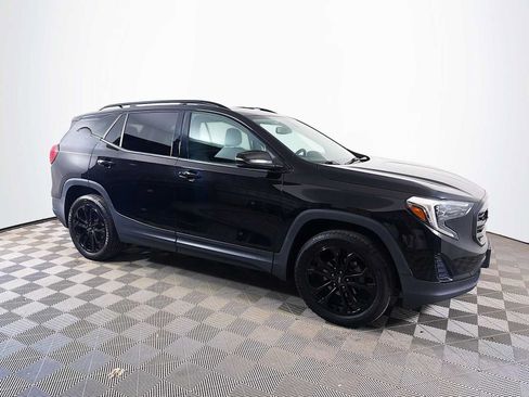 Used 2019 GMC Terrain SLE w/ Driver Convenience Package AWD/4WD image 3