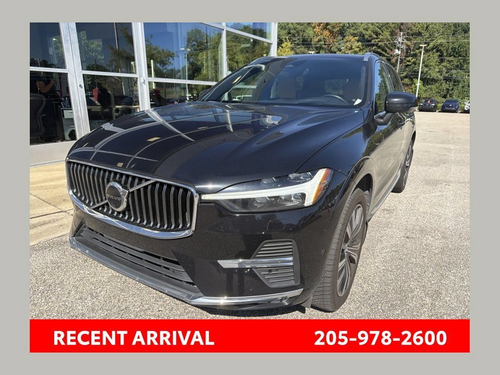 Used 2022 Volvo XC60 B5 Inscription w/ Advanced Package FWD image 1