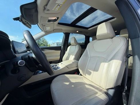 Certified 2023 INFINITI QX60 Luxe w/ Cargo Package AWD/4WD image 19