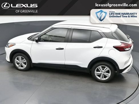 Used 2024 Nissan Kicks S FWD image 43