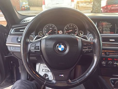 Used 2014 BMW 750Li xDrive AWD/4WD image 37