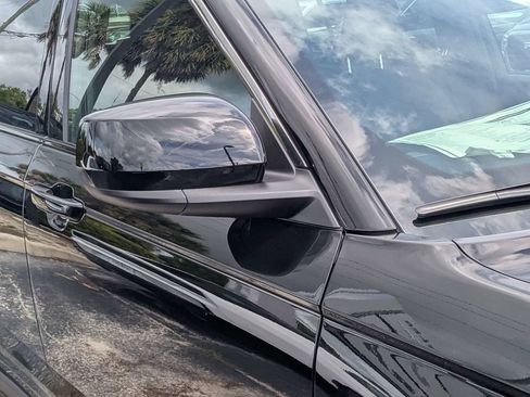 New 2026 Jeep Grand Cherokee L 2WD image 11
