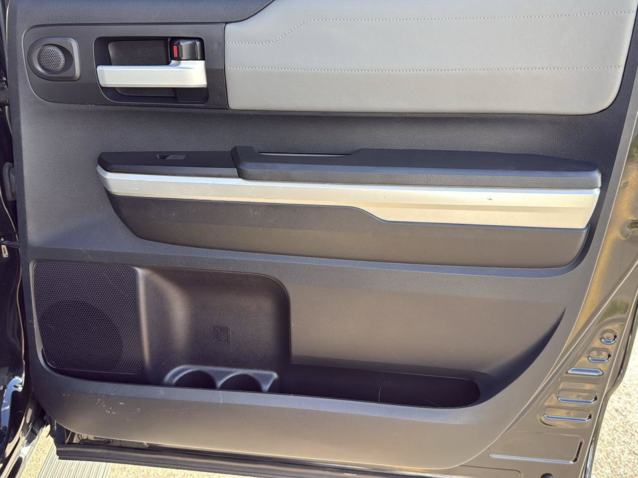 Used 2015 Toyota Tundra Limited AWD/4WD image 33