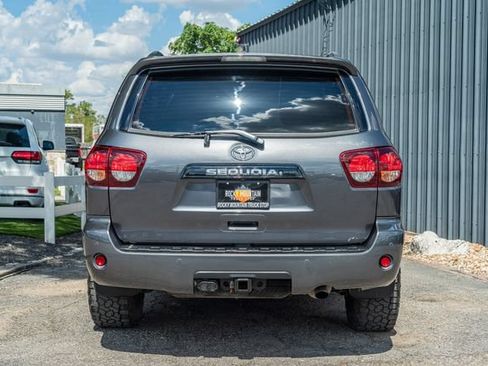 Used 2019 Toyota Sequoia TRD Sport w/ TRD Sport Premium Package AWD/4WD image 5