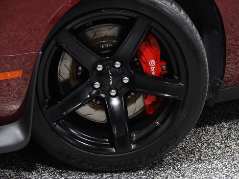 Used 2018 Dodge Challenger SRT w/ Technology Group RWD image 23