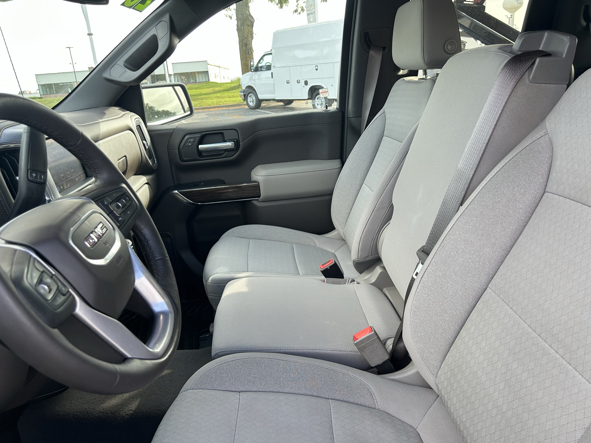 Used 2020 GMC Sierra 1500 SLE w/ SLE Value Package AWD/4WD image 23