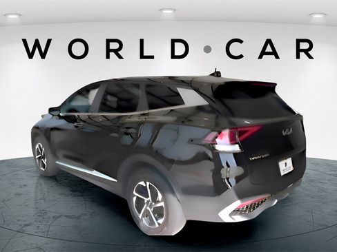 Certified 2024 Kia Sportage LX image 5