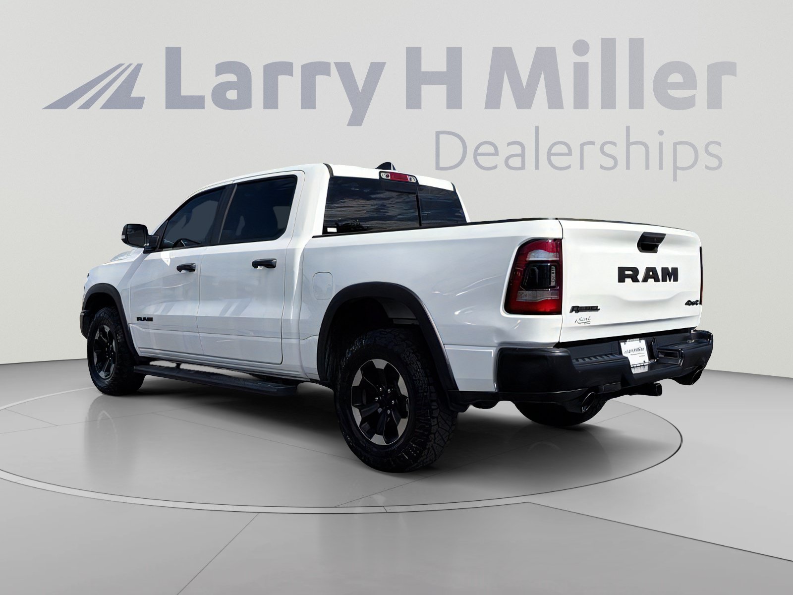Used 2022 RAM 1500 Rebel w/ Rebel Level A Equipment Group AWD/4WD image 3