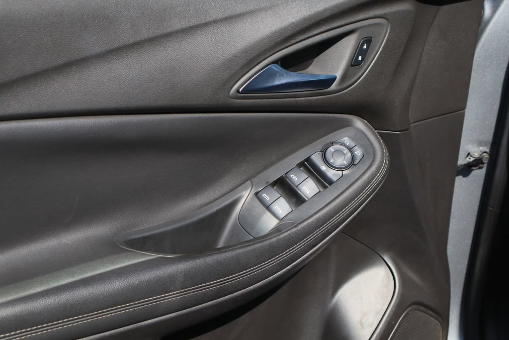 Certified 2023 Buick Encore GX Preferred FWD image 20