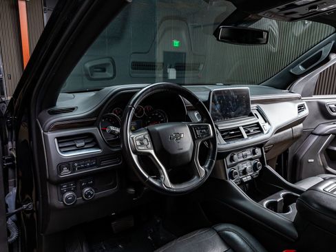 Used 2021 Chevrolet Tahoe Z71 image 16