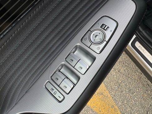 Used 2023 Hyundai Palisade Calligraphy image 19