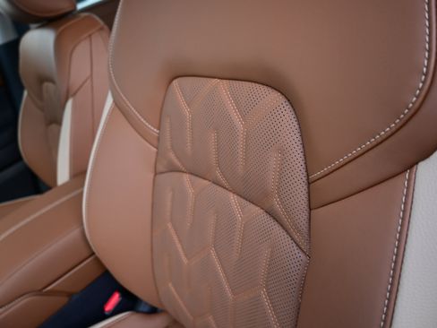 New 2026 Nissan Pathfinder Platinum image 27