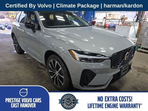 Used 2025 Volvo XC60 B5 Plus AWD/4WD image 1