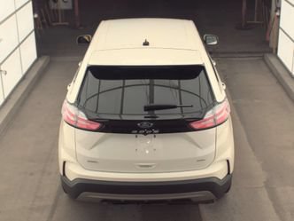 Used 2023 Ford Edge SEL w/ Convenience Package AWD/4WD image 7