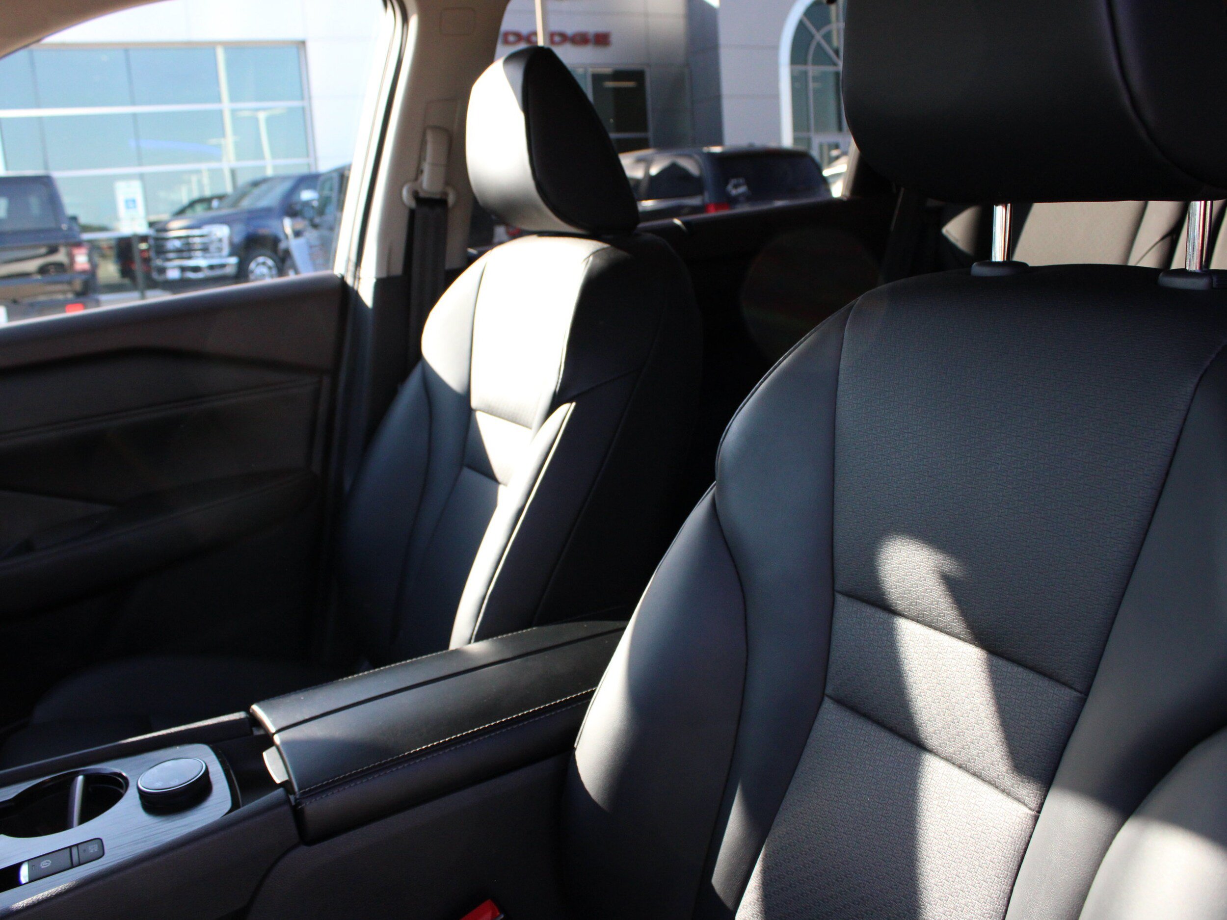 Used 2023 Nissan Rogue SV w/ SV Premium B Package AWD/4WD image 34