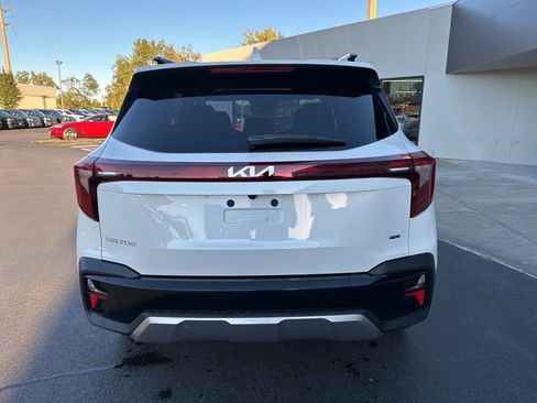 New 2026 Kia Seltos S image 7