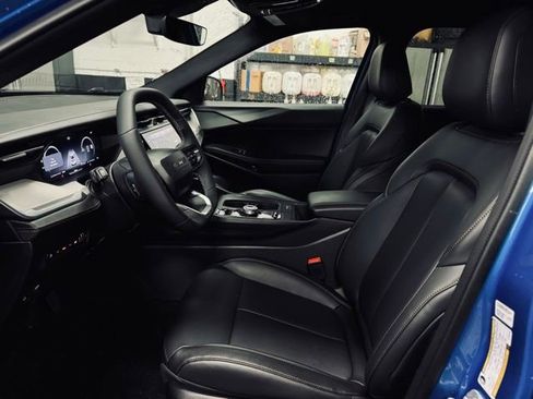 New 2026 Jeep Cherokee Limited image 17