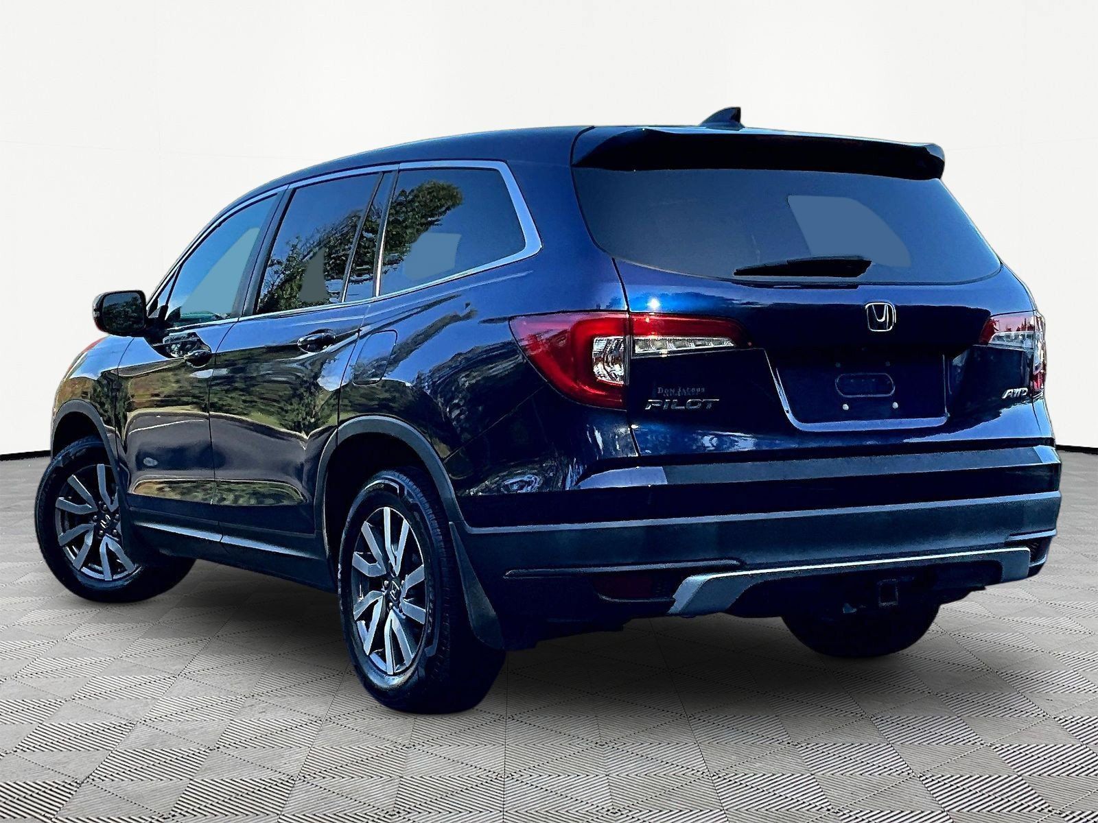Used 2019 Honda Pilot EX-L image 4