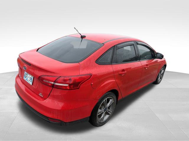 Used 2017 Ford Focus SE FWD image 3