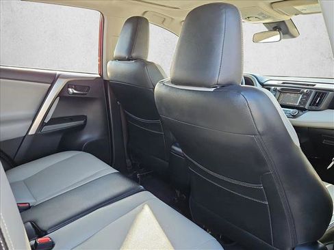 Used 2017 Toyota RAV4 XLE image 19