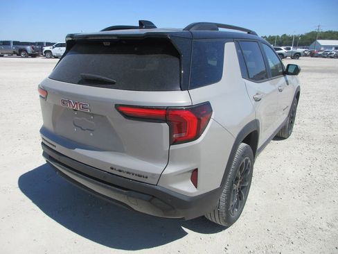 New 2026 GMC Terrain Elevation w/ Elevation Premium Package FWD image 4