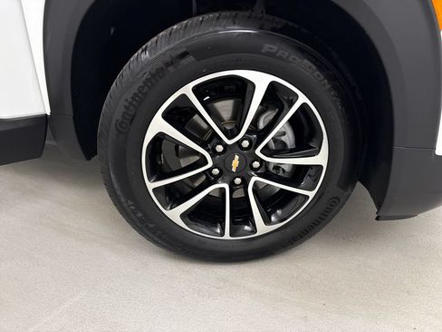 Certified 2024 Chevrolet TrailBlazer LT w/ Driver Confidence Package FWD image 26