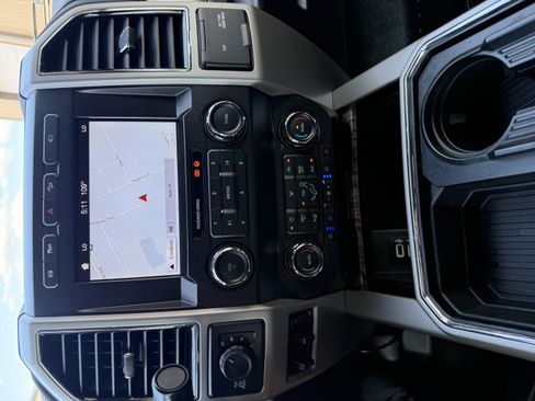 Used 2019 Ford F250 Lariat w/ Lariat Value Package AWD/4WD image 36