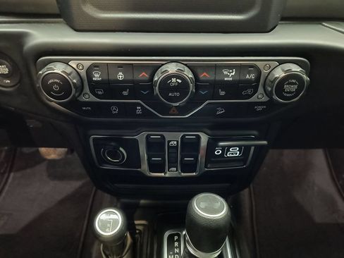 Used 2020 Jeep Wrangler Unlimited Sport S AWD/4WD image 28