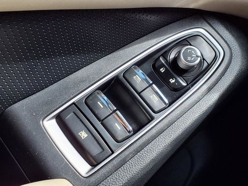 Used 2020 Subaru Ascent Limited w/ Popular Package #2A image 11