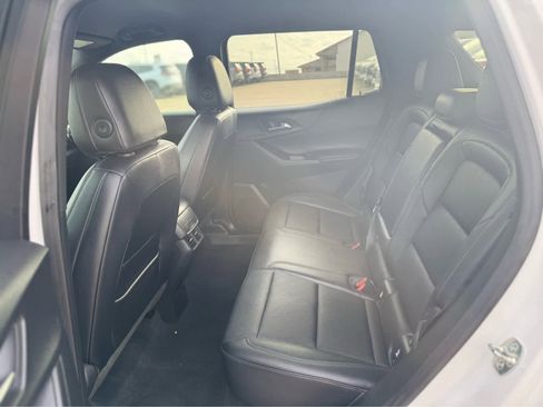 Used 2026 Chevrolet Equinox LT w/ Convenience Package II image 11