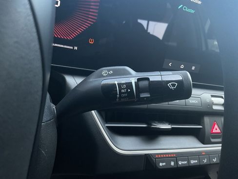 Used 2025 Kia K4 FWD image 28