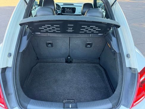 Used 2014 Volkswagen Beetle 2.5 image 13