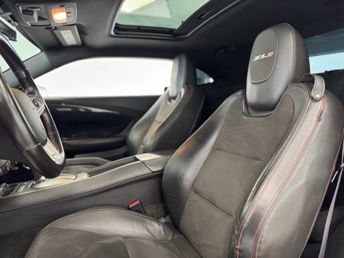 Used 2013 Chevrolet Camaro ZL1 w/ Gray Stripe Package image 12