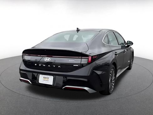 Used 2025 Hyundai Sonata SEL FWD image 12