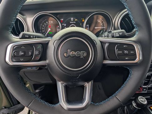 Used 2023 Jeep Wrangler Unlimited Rubicon 4xe AWD/4WD image 18