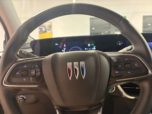 Used 2025 Buick Encore GX Preferred image 27