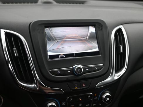 Used 2024 Chevrolet Equinox LT AWD/4WD image 15