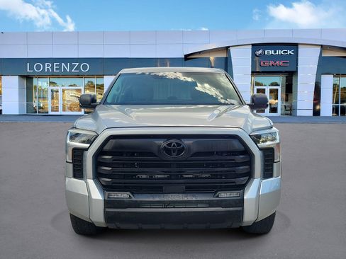 Used 2022 Toyota Tundra SR5 w/ Convenience Package RWD image 2