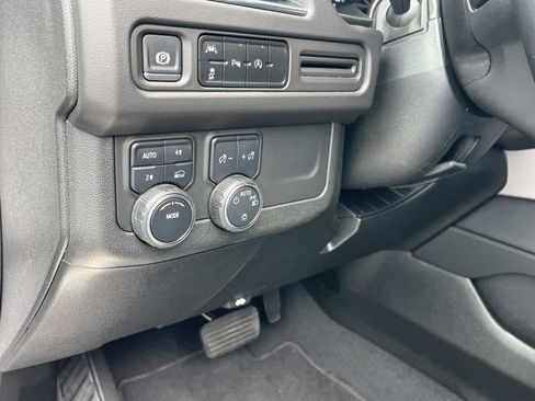 Used 2024 Chevrolet Tahoe LT AWD/4WD image 37