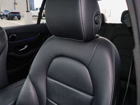 Used 2020 Mercedes-Benz GLC 300 image 35