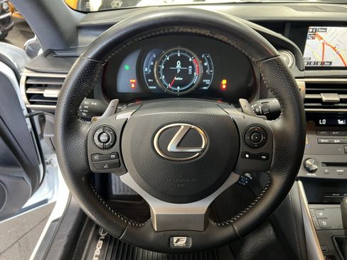 Used 2016 Lexus IS 200t RWD image 9
