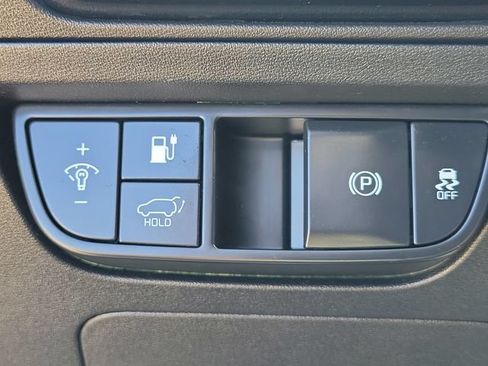 Used 2022 Kia EV6 Wind RWD image 16