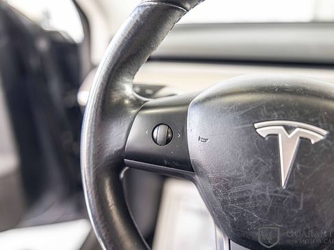 Used 2018 Tesla Model 3 Long Range image 21