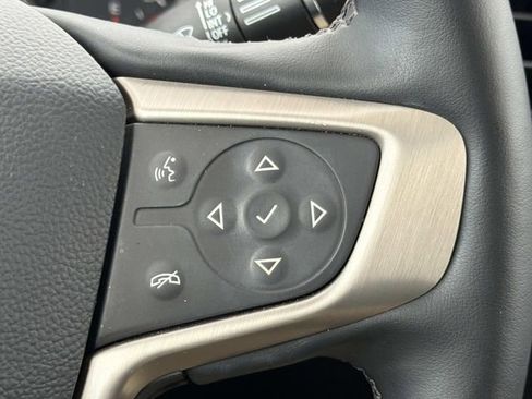 Used 2023 GMC Acadia Denali w/ Black Diamond Edition image 32