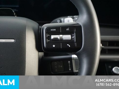 Used 2026 Hyundai Santa Fe SEL FWD image 29