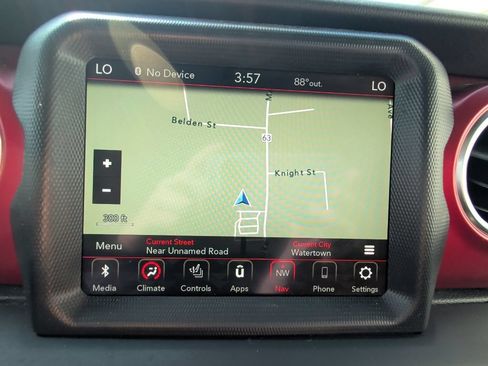Used 2023 Jeep Gladiator Rubicon w/ Cold Weather Group AWD/4WD image 19