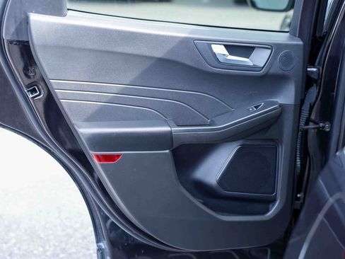 Certified 2023 Ford Escape ST-Line Select w/ Tech Pack #2 image 19