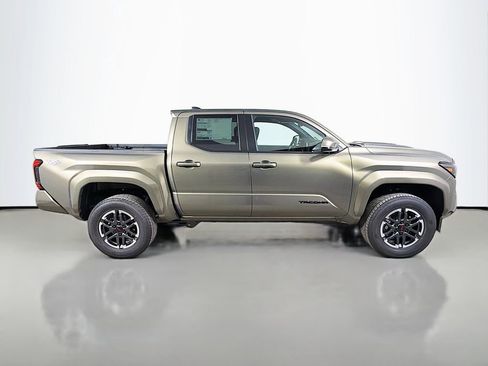 New 2026 Toyota Tacoma TRD Sport AWD/4WD image 4