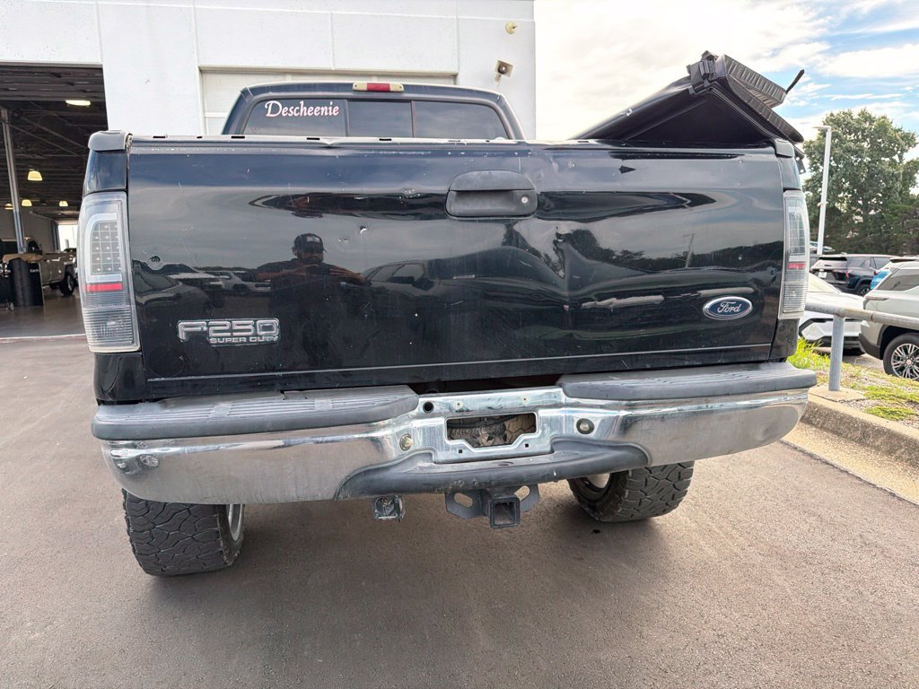 Used 2004 Ford F250 XLT AWD/4WD image 4