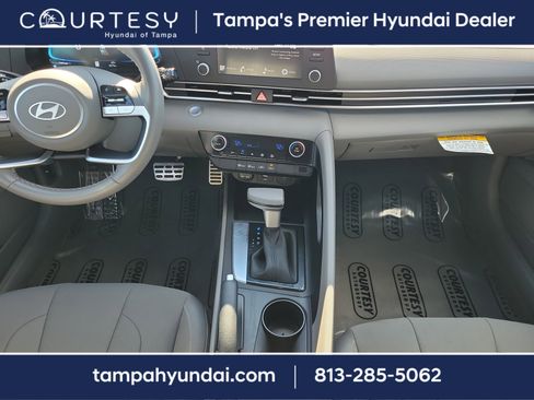 Certified 2025 Hyundai Elantra Sport w/ Cargo Package image 15
